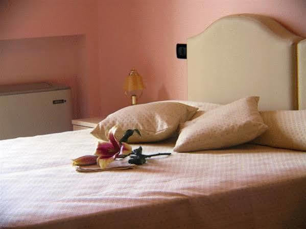 Affittacamere Bellavista Agropoli Exteriör bild